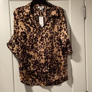 NWT DKNY Size S Women's‎ Shirt Cheetah